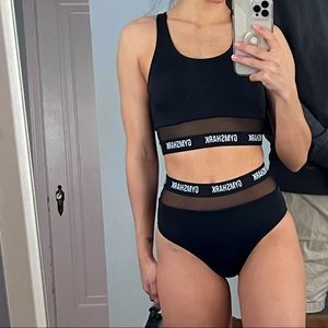 gym shark swim suit. Size small never worn other then for Instagram pictures.